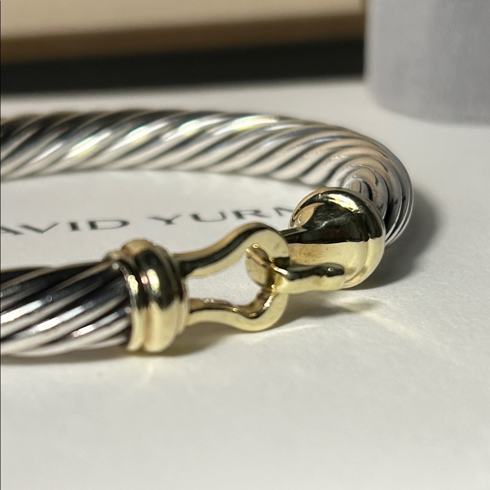 David Yurman Buckle Classic Cable Bracelet, 7mm - Picture 5 of 10